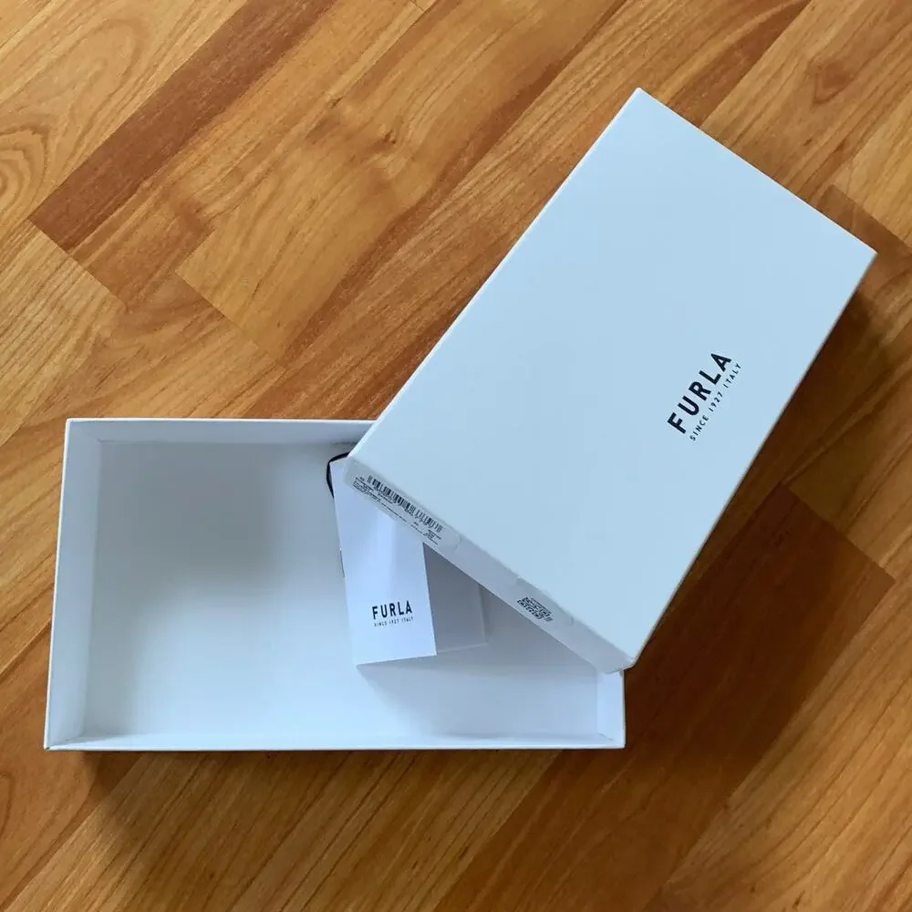 Furla wallet empty box‎